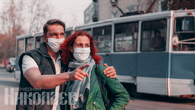 Карантин в Николаеве, коронавирус, общественный транспорт, трамвай, маска (с) Фото - Александр Сайковский, ВН