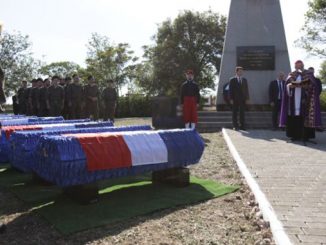 Оккупированный Крым, аннексия Крыма, перезахоронение французских солдат, МИД Украины