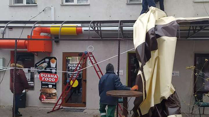 На Московской демонтировали летнюю площадку кафе, Николаев