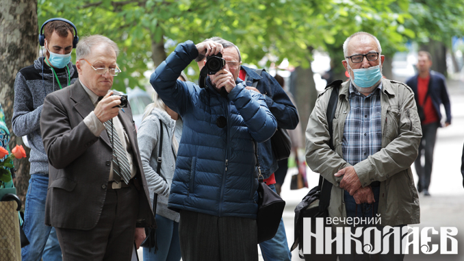 борис аров, журналистика, мемориальная доска, николаев, фото александра сайковского