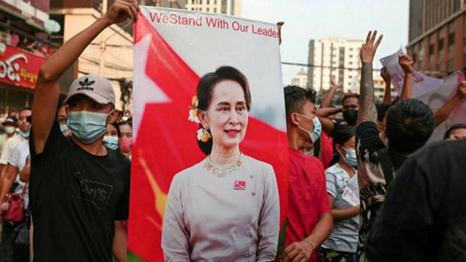 Аун Су Чжи, Мьянма, военный переворот в Мьянме