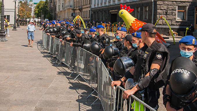 Акция протеста Нацкорпуса, Киев, Офис президента, ОП