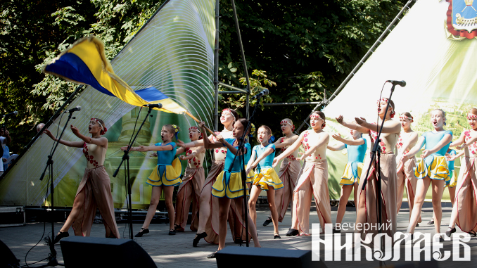 Независимость, Николаев, гала-концерт, таланты, Каштановый сквер, культура, фото александра сайковского