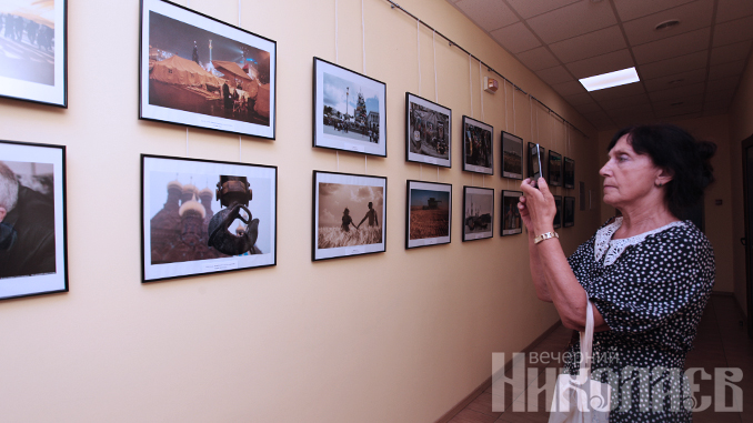 выставка, фотографии, старофлотские казармы, независимость украины, фото александра сайковского